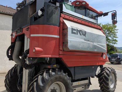 Bild 6:Traubenvollernter ERO 6175X