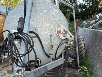 Bild 3:Schleuderfass Fliegl 7.000 l