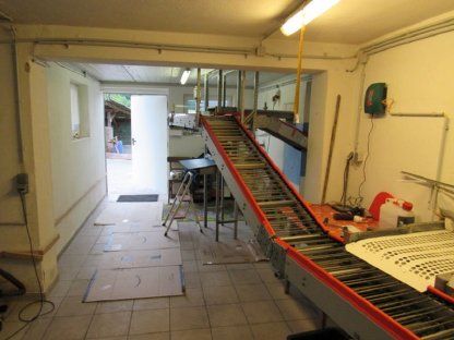 Bild 6:Stalleinrichtung 5.000 Hennenplätze