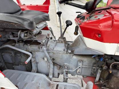 Bild 3:Traktor Lindner 320N