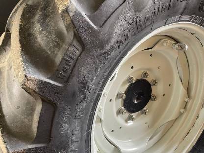 Bild 6:520/70R34 Traktorreifen, 420/70R24