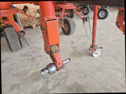 Bild 4:Kuhn Kreiselheuer GF 422