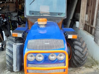 Pasquali Ergo 8.80 Spezial, Kippmulde und Häcksler