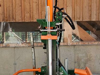 Bild 4:Holzspalter POSCH Hydro Combi 16