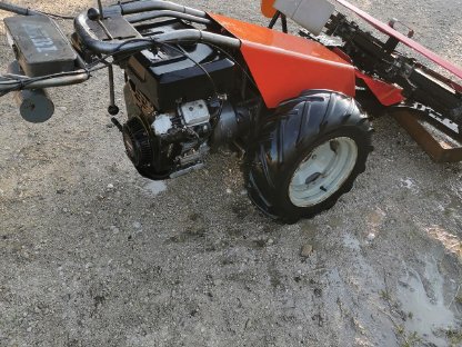 Bild 2:Motormäher AM 41