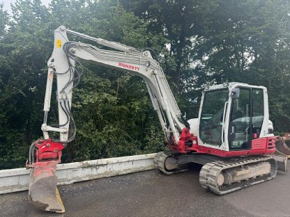 Bagger Takeuchi TB290