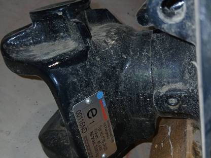 Bild 2:Anhängekupplung manuell