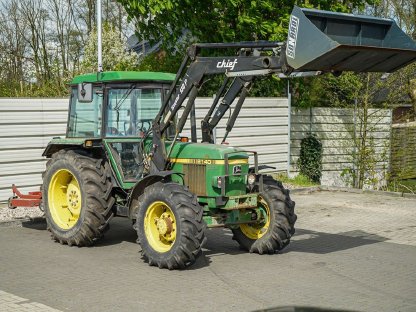 John Deere 2140 Allrad – 82 PS, Frontlader, SG2 Kabine