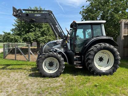 Bild 3:Valtra N121 HiTech