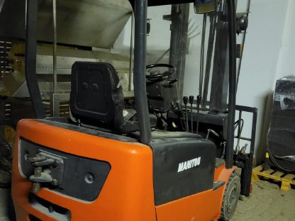 Stapler Manitou el. 1,6 t