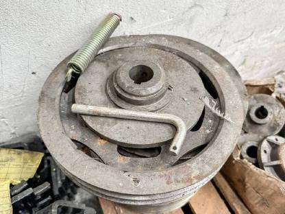 Bild 2:Keilriemenscheibe