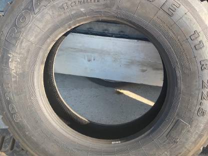 Verkaufe 2 Stk. 11R22,5 runderneuerte Lkw-Reifen