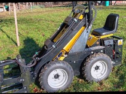 Bild 3:Gebrauchter Hoflader