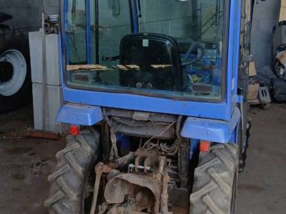 ISEKI HYDRO 3200