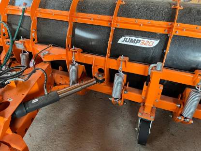 Bild 5:Samasz Schneepflug Jump 320