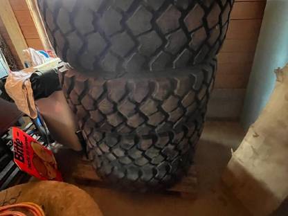 Unimog Felgen mit Reifen