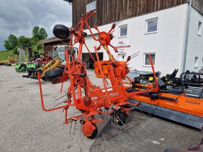 Bild 4:Kuhn GF 5801MH Kreiselheuer