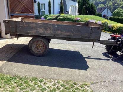 Traktor Anhänger - landwirtschaftlich