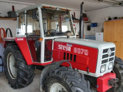 Steyr 8070 SK1 Traktor