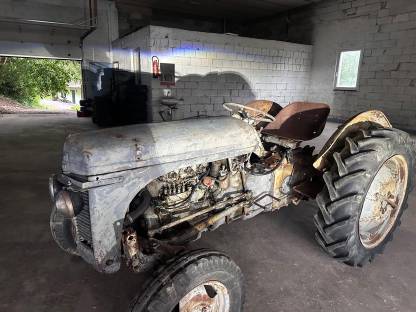 Bild 7:Ferguson Traktor TEF