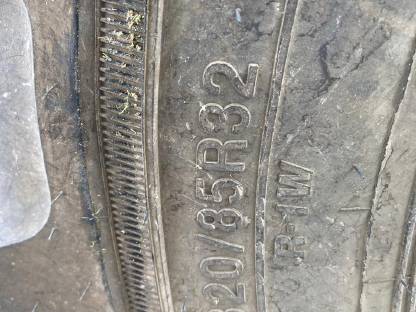 Bild 4:Pflege Räder für MF 5713