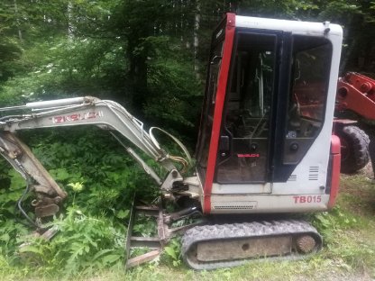 Takeuchi Bagger TB 015