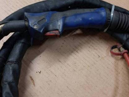 Bild 4:Defektes Schlauchpaket von Binzel