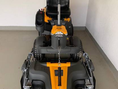 Stiga Frontmäher Park 700 W inkl. Mähdeck