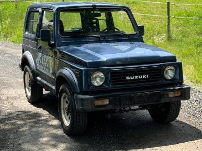 Suzuki SJ 413 Samurai mit Pickerl