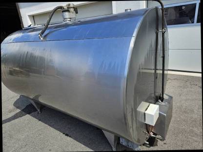 Bild 2:Milchtank 3.200 l Alfa Laval
