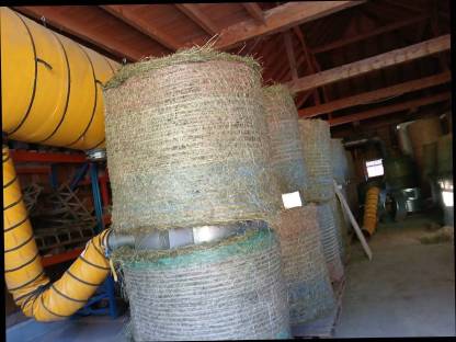 Bild 3:Heu für Pferde