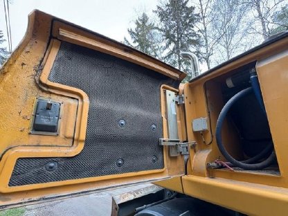 Bild 3:Liebherr A 314 Litronic