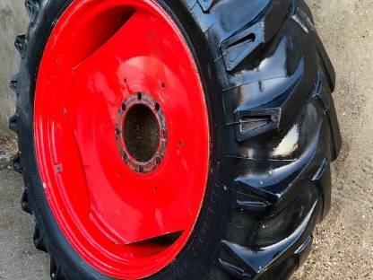 Felge von Fendt 36" inkl. Reifen