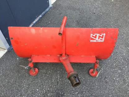 Bild 6:Bodenfräse und Schneeschild zu Vogel&Noot Plus Kombi