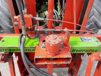 Bild 4:Krone Scheibenmähwerk, Pöttinger Erntewagen