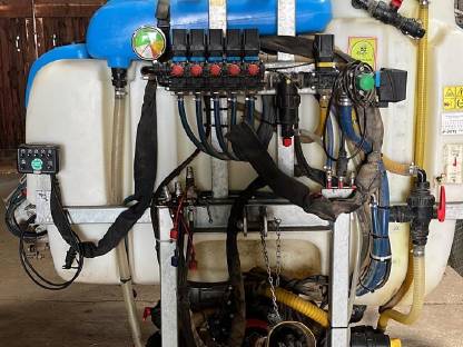 Favaro ECO Compact 800 l Feldspritze