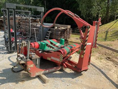 Bild 2:Wickelmaschine Kverneland 758