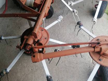 Bild 2:Kuhn Kreiselheuer