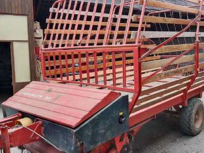 Bild 2:Pöttinger 20 Ladewagen