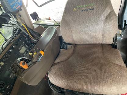 Bild 7:John Deere 7830