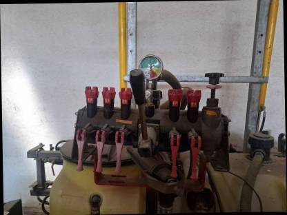 Bild 2:Pflanzenschutzspritze Ascher 400 l 12 m