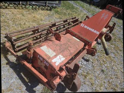 Bild 3:Howard Fräse HR20 230 mit Stabwalze