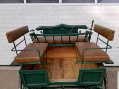 Bild 2:Pferdekutsche