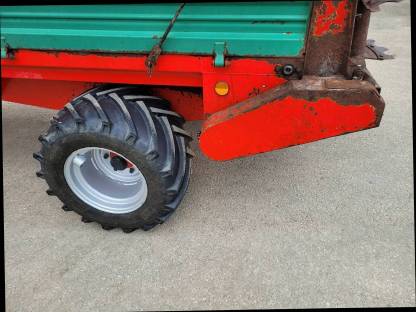 Bild 3:Kirchner T2050 Miststreuer