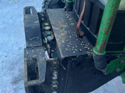 Bild 2:Schneepflugplatte John Deere 6000