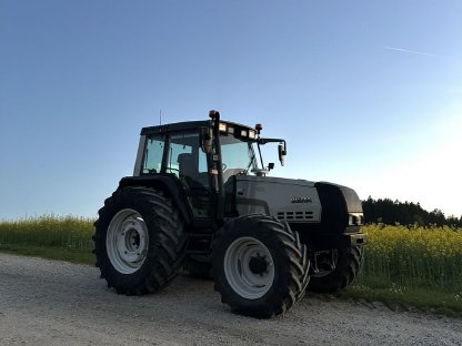 Bild 2:Valtra 6750
