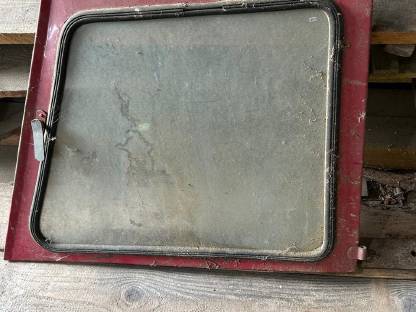 Linkes Türfenster Steyr 760