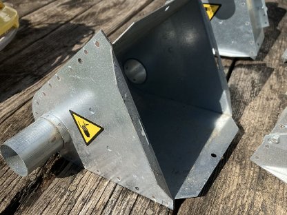 Bild 3:Roxell Laica Fütterung Neuteile