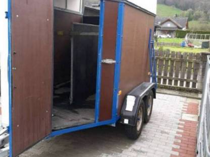 Bild 3:Pferdeanhänger Weijer