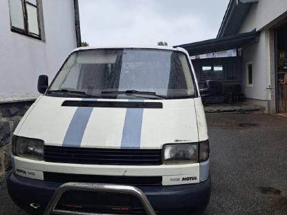 Bild 3:VW Kleinbus T4